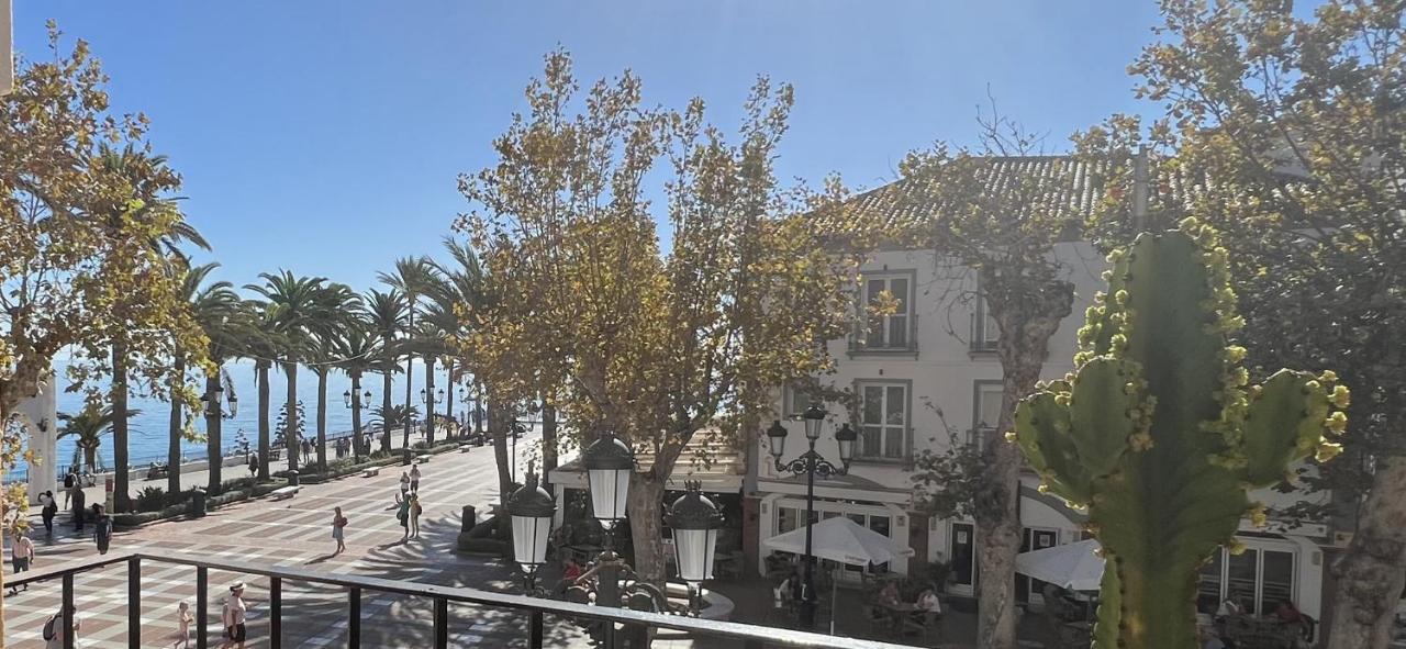Balcon De Europa Suite Nerja Bagian luar foto